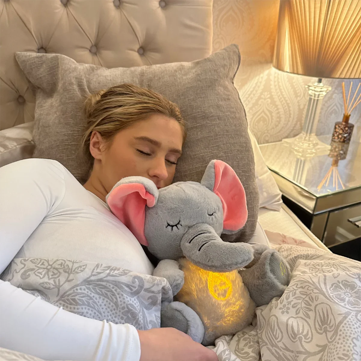 Peluche Veilleuse Musicale et Lumineuse